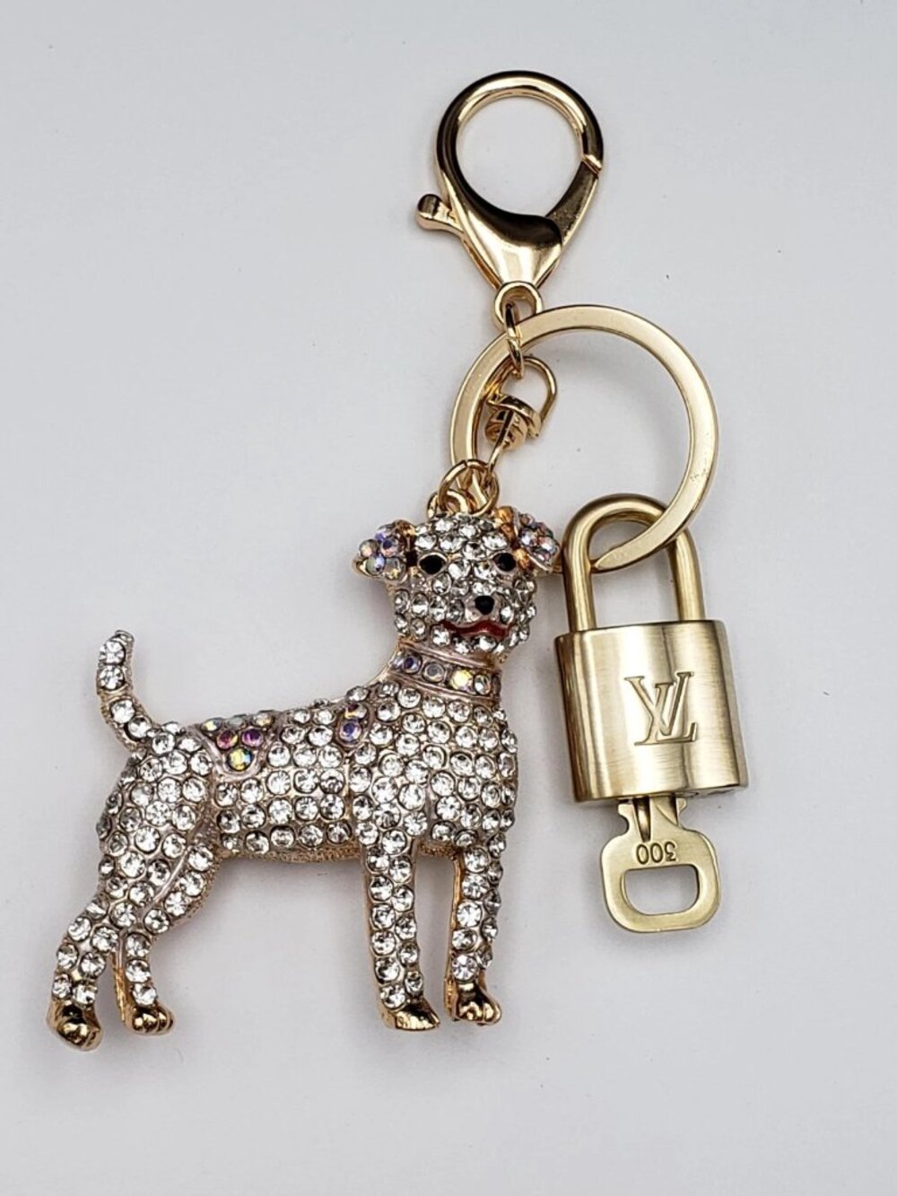 Louis Vuitton Gold Lock 🔑 Authentic LV Padlock + Unbranded Dog Bag Charm - Picture 4 of 10